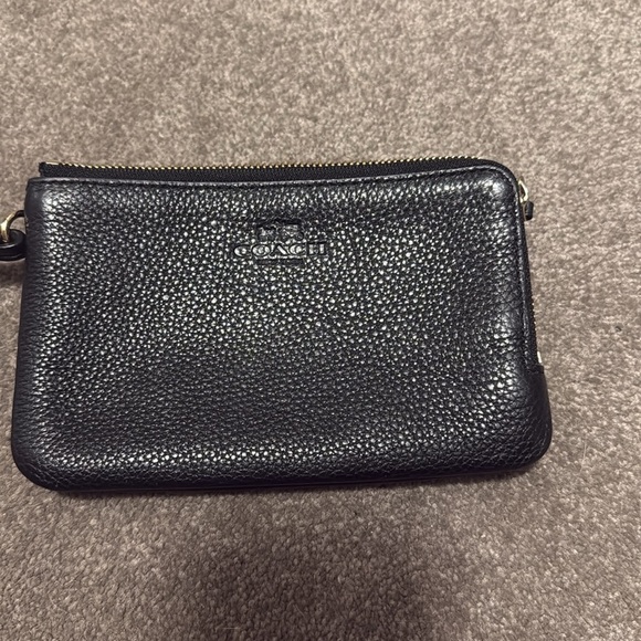 Coach Black Leather Wallet Purse Wristlet Dual Zipper - Picture 2 of 5